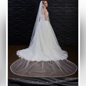 Marionat Bridal Veil - 3x120” cathedral Beaded Pearl edge